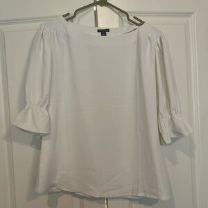 NWT cream Ann Taylor ruffle sleeve blouse Size M
